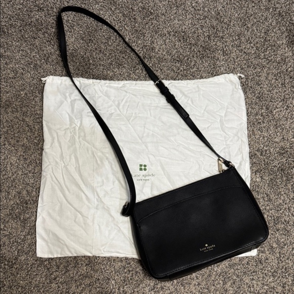 Kate Spade EUC Black Adel Medium Crossbody